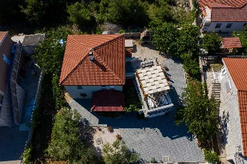 Apartment in Vir for 4–6 Guests