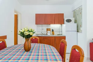 Vir Apartment for 3–5 with Partial Sea View