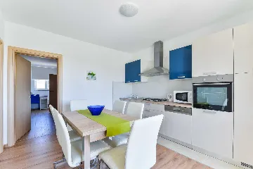 Modern Apartment in Vir for Up to 6 Guests