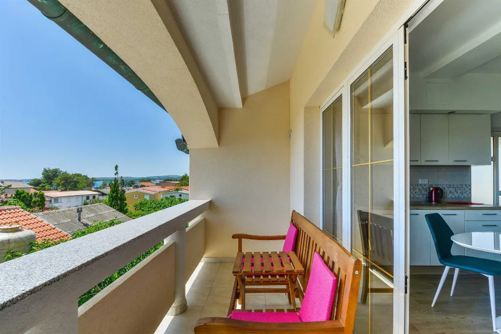 Studio in Vir with Sea View for 2–4 Guests