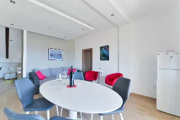 Studio in Vir with Sea View for 2–4 Guests