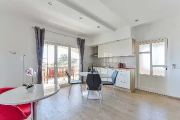 Studio in Vir with Sea View for 2–4 Guests