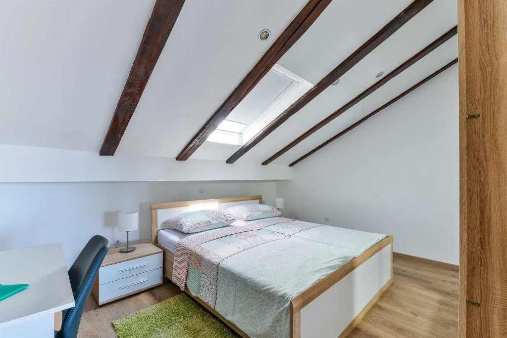 Studio in Vir with Sea View for 2–4 Guests