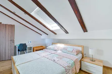 Studio in Vir with Sea View for 2–4 Guests