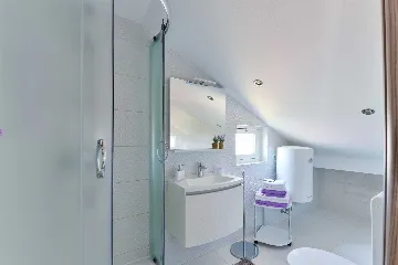 Studio in Vir with Sea View for 2–4 Guests