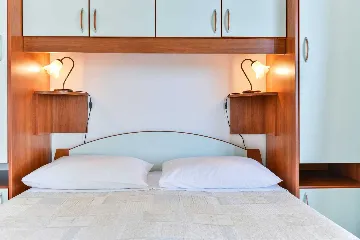 Vir Beach Apartment for 3 Guests with Sea View