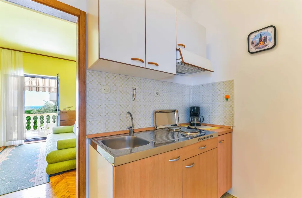 Vir Beach Apartment for 3 Guests with Sea View