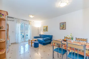 Sea View Apartment in Vir for 2-4 Guests