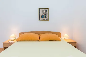 Sea View Apartment in Vir for 2-4 Guests