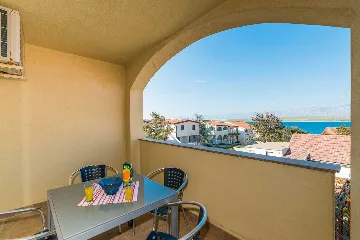 Sea View Apartment in Vir for 2-4 Guests