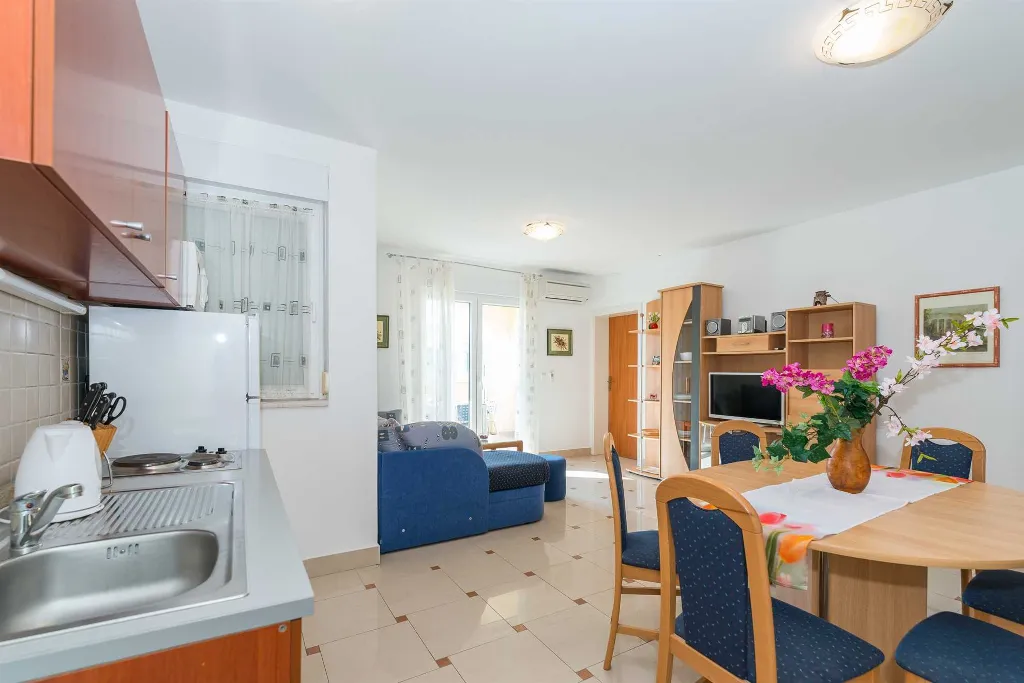Apartment with Sea View, Vir (Bobovik), Sleeps 6