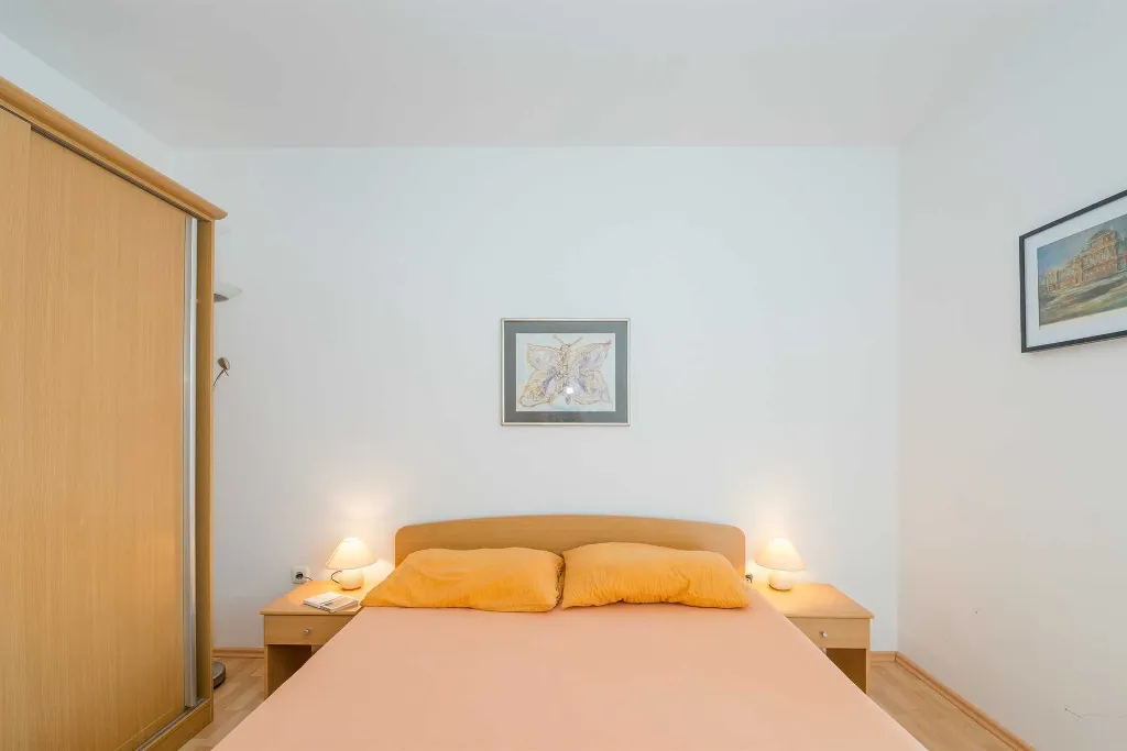 Apartment with Sea View, Vir (Bobovik), Sleeps 6