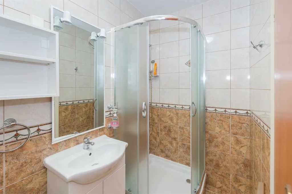 Apartment with Sea View, Vir (Bobovik), Sleeps 6