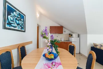 Apartment for 6 Guests with Sea View in Vir