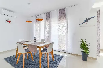 Vir 1-Bedroom Apartment for 4 with Sea View