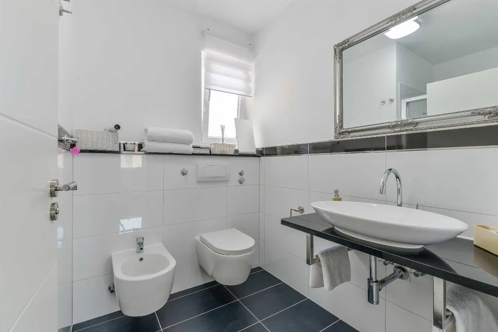 Vir 1-Bedroom Apartment for 4 with Sea View
