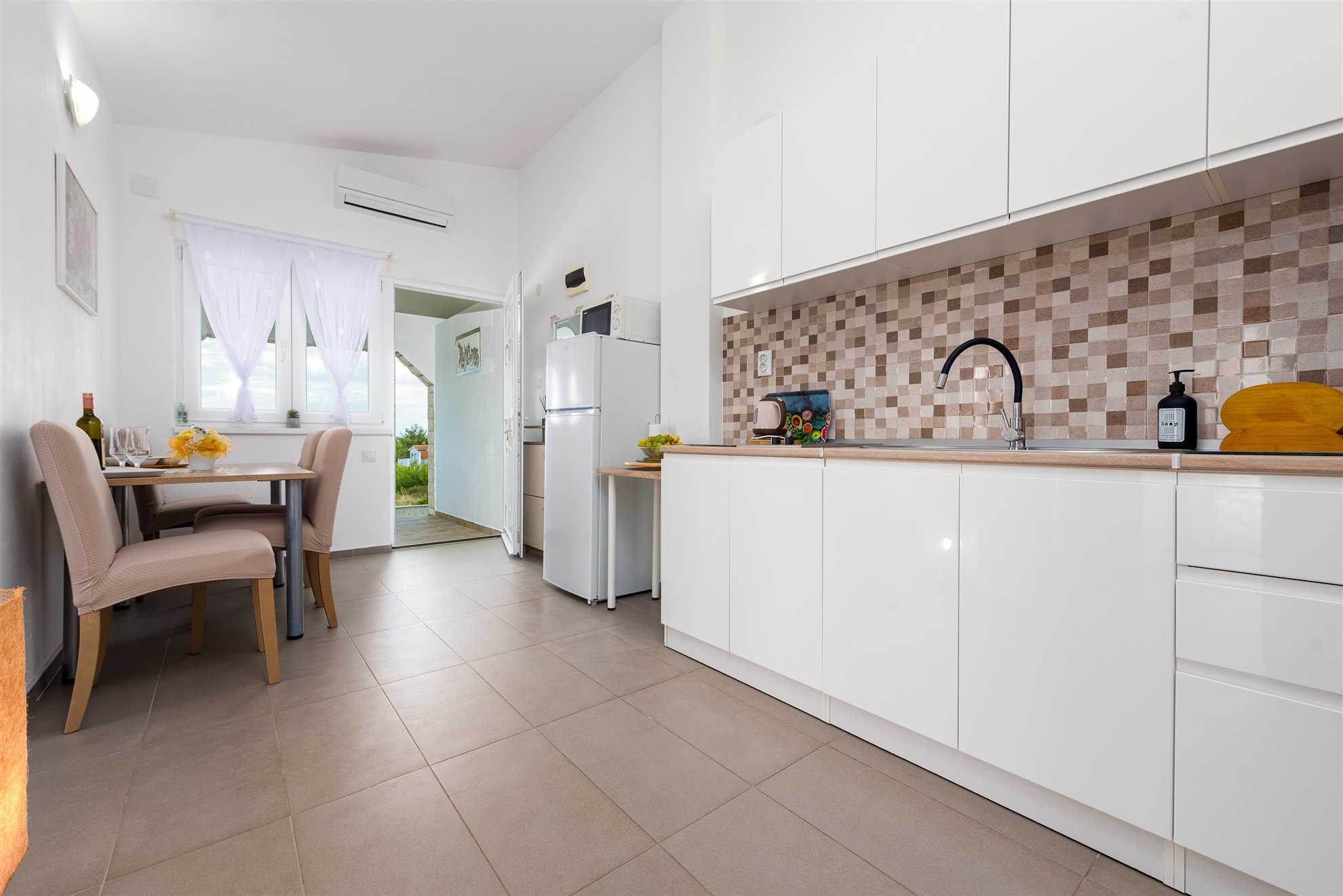 Apartment ideal for 4 persons | in quiet area
