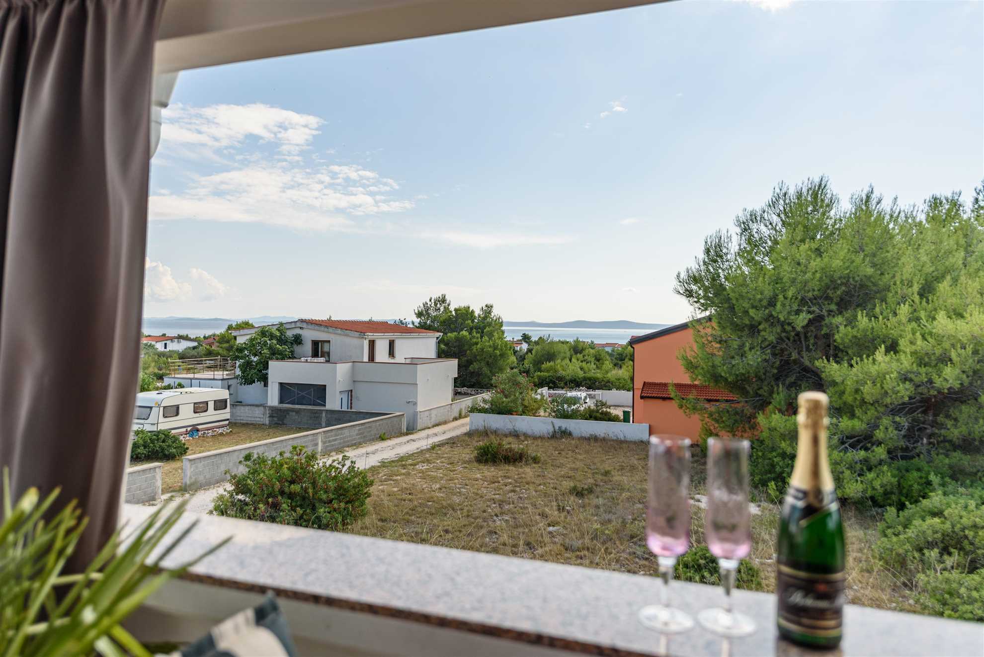 With air conditioning, Sat Tv and Wi-Fi | for 4 persons | quiet area