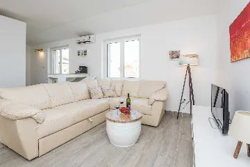 Sunny Retreat Apartment Vir