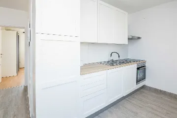 Sunny Retreat Apartment Vir