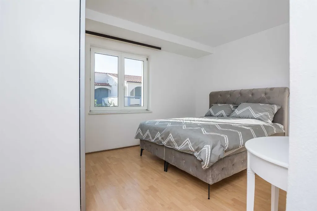 Sunny Retreat Apartment Vir