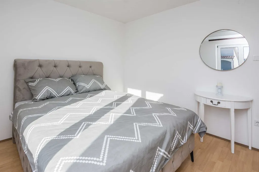 Sunny Retreat Apartment Vir