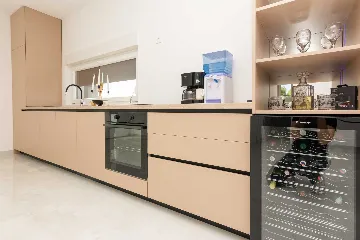 2-Bedroom Apartment in Vir for 5 Guests