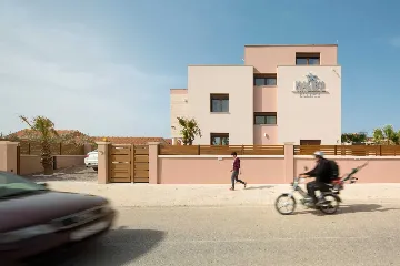 Pool, Jacuzzi & Sauna Villa in Vir (8–10)