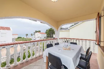 3-Bedroom Sea View Apartment in Vir