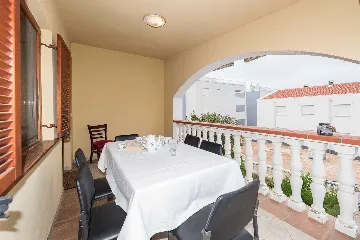 3-Bedroom Sea View Apartment in Vir