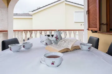 3-Bedroom Sea View Apartment in Vir