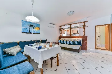 3-Bedroom Sea View Apartment in Vir