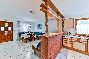 3-Bedroom Sea View Apartment in Vir