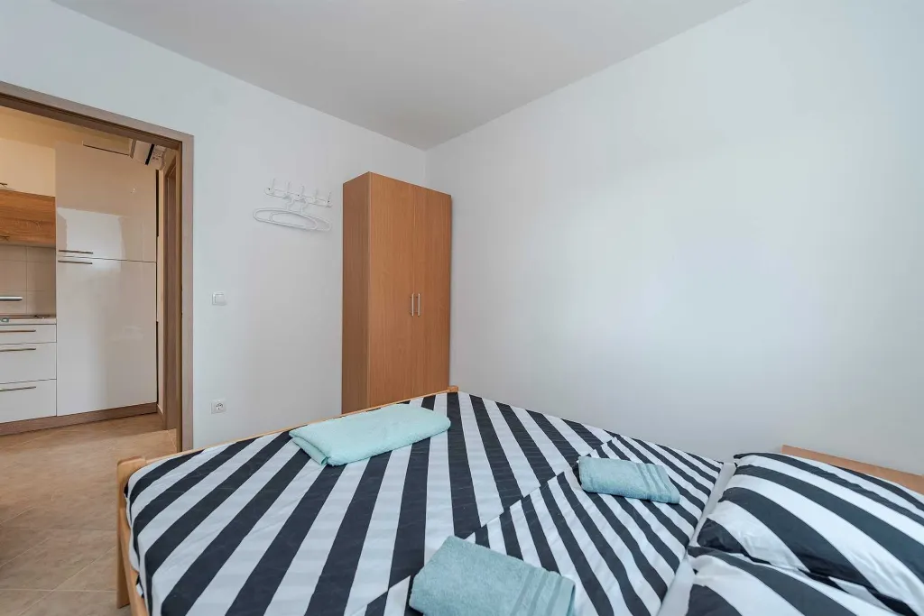 Apartment in Vir with Balcony