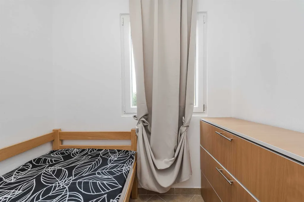 Apartment in Vir for 2-4 Guests near Luka Bay
