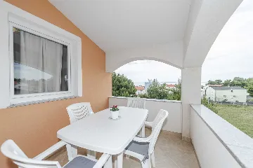 Apartment in Vir for 2-4 Guests near Luka Bay