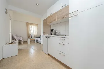 Apartment in Vir for 2-4 Guests near Luka Bay