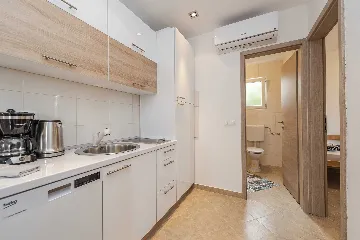 Apartment in Vir for 2-4 Guests near Luka Bay