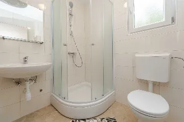 Apartment in Vir for 2-4 Guests near Luka Bay