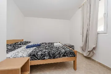 Apartment in Vir for 2-4 Guests near Luka Bay