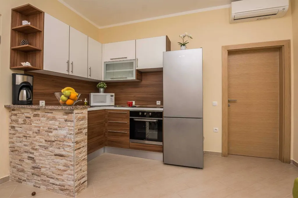 Apartment in Vir for 2–4 Guests near Pebble Beach