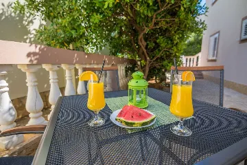 Apartment in Vir for 2–4 Guests near Pebble Beach