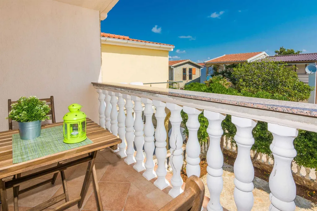 Studio Apartment for 2 in Vir, Croatia