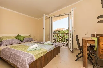 Studio Apartment for 2 in Vir, Croatia