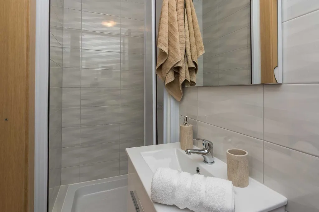 Studio in Vir for 2, 250 m from Pebble Beach