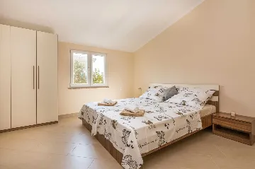 Studio in Vir for 2, 250 m from Pebble Beach