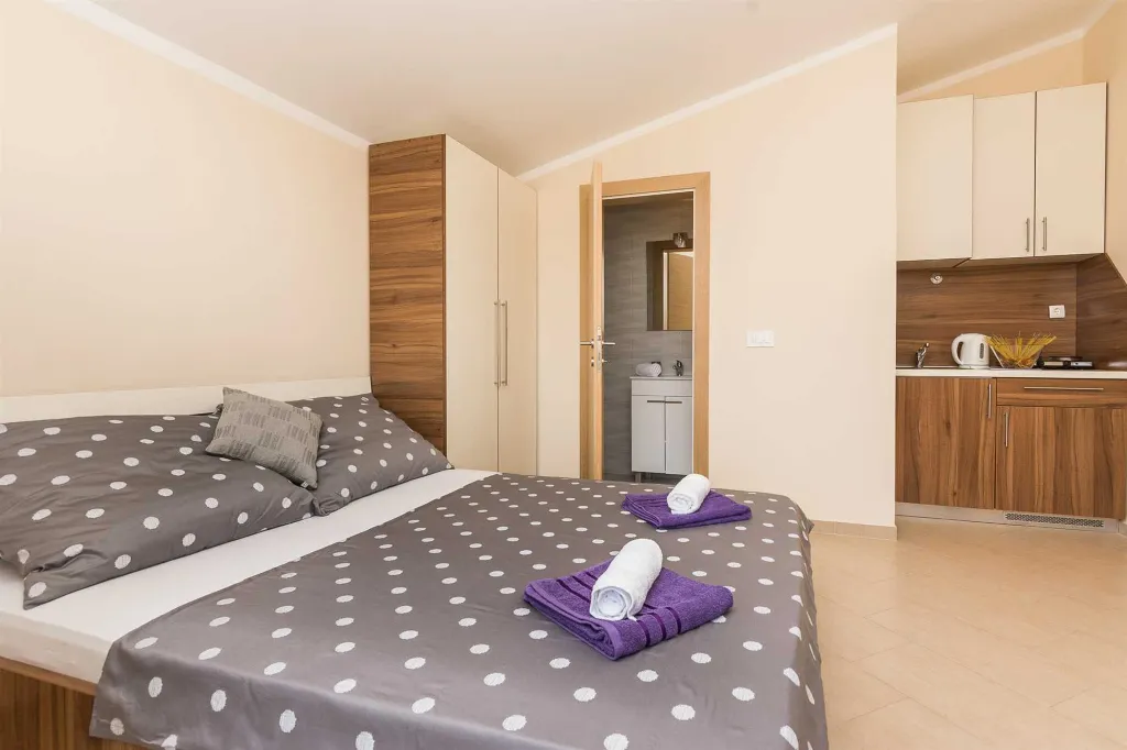 Studio Apartment in Vir for Up to 2 Guests