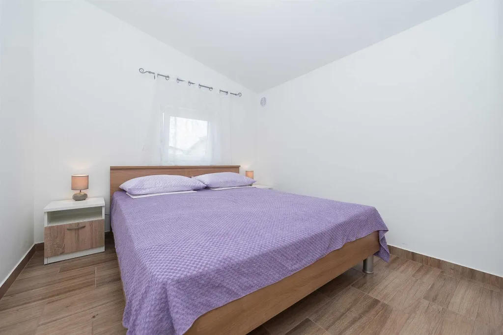 Apartment for 4 in Vir with Balcony