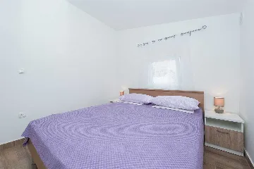 Apartment for 4 in Vir with Balcony