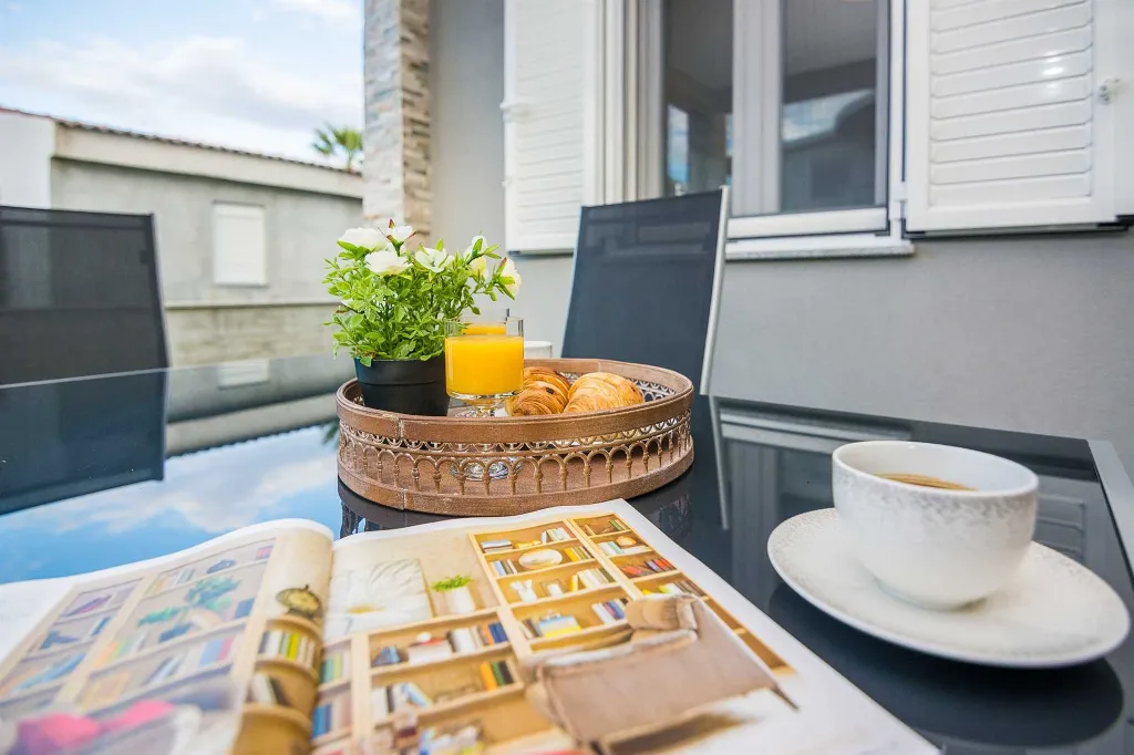 1-Bedroom Apartment for 2–4 in Vir, Croatia